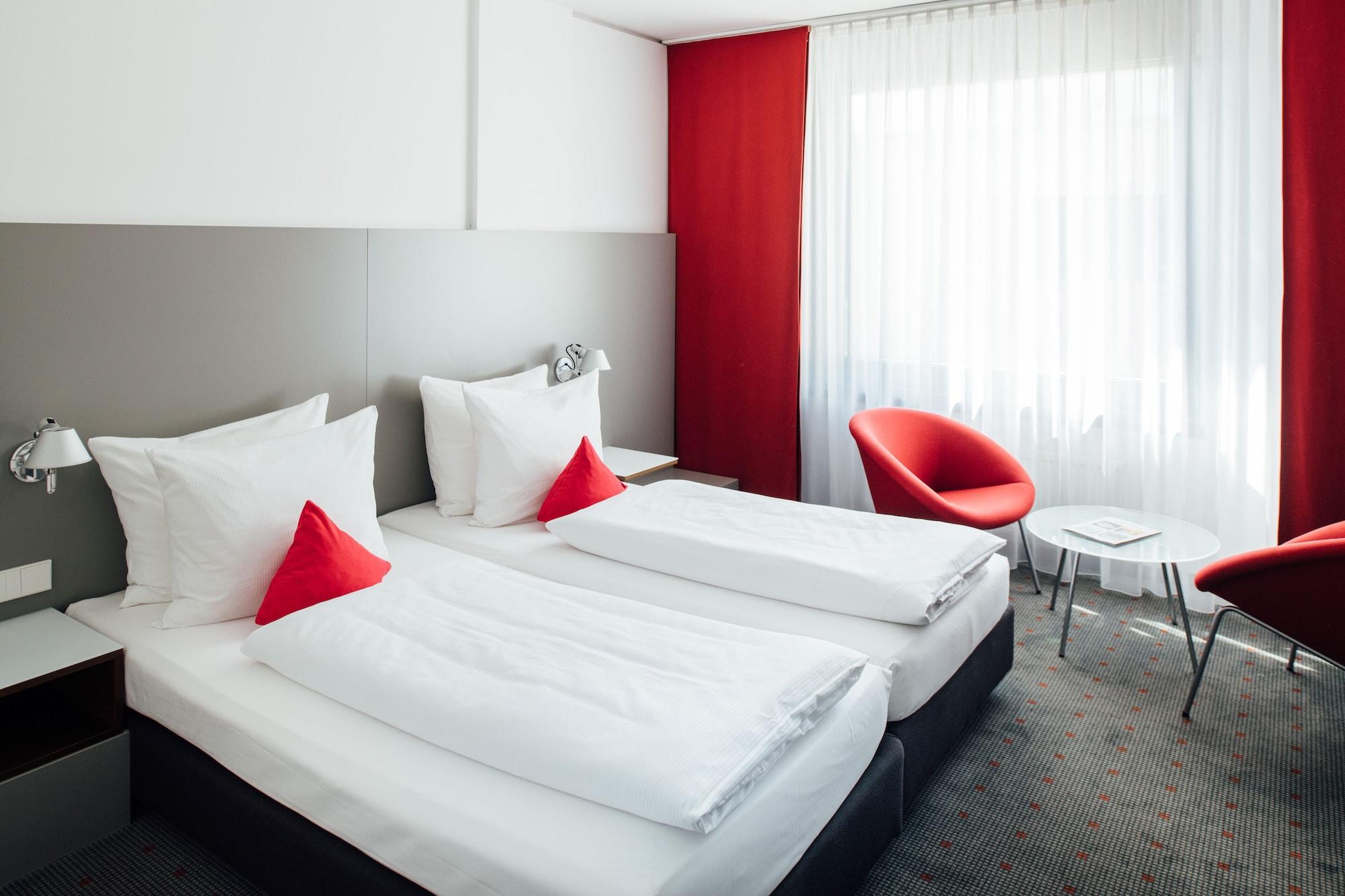 Vienna House Easy By Wyndham Stuttgart Hotel Eksteriør billede
