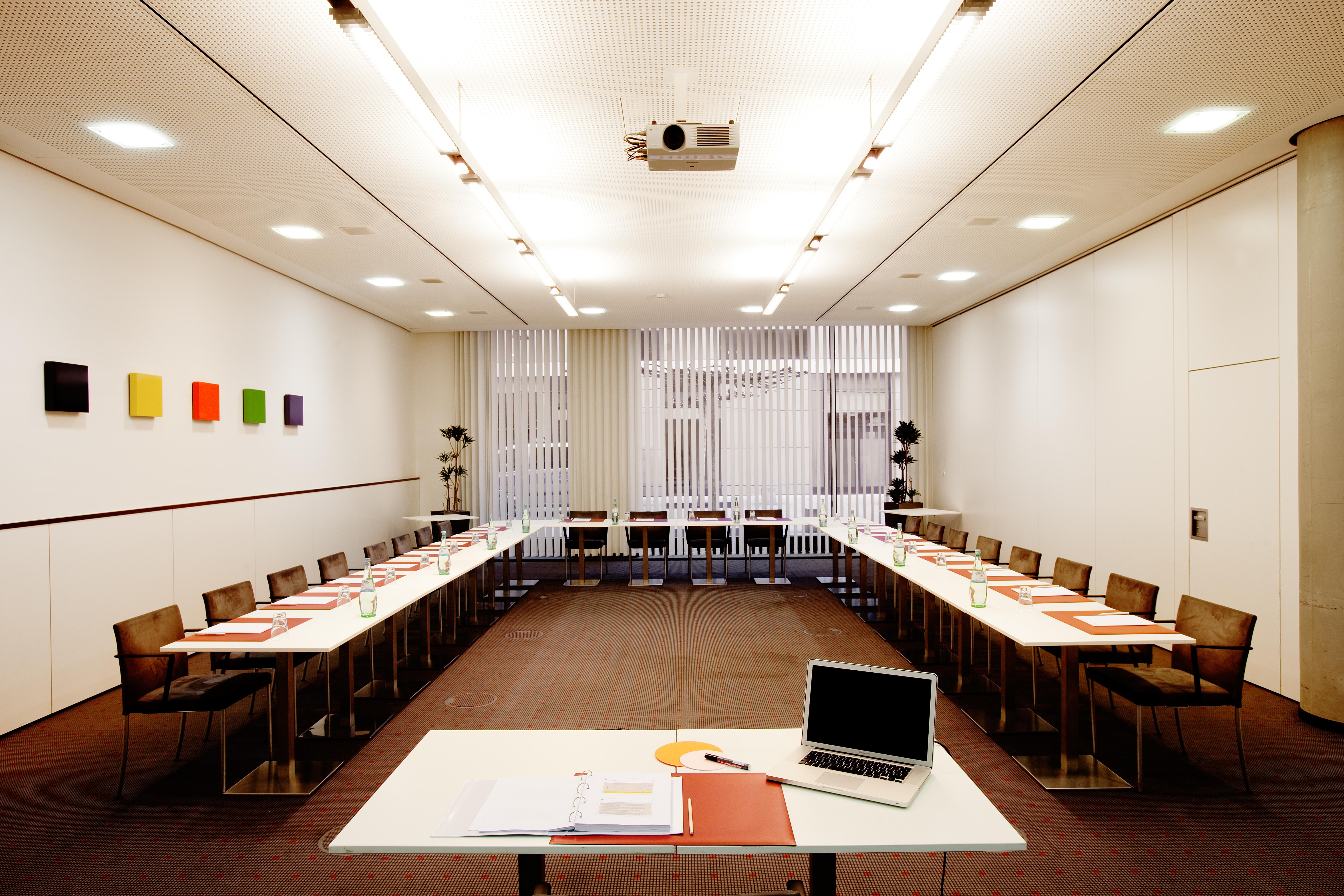 Vienna House Easy By Wyndham Stuttgart Hotel Eksteriør billede