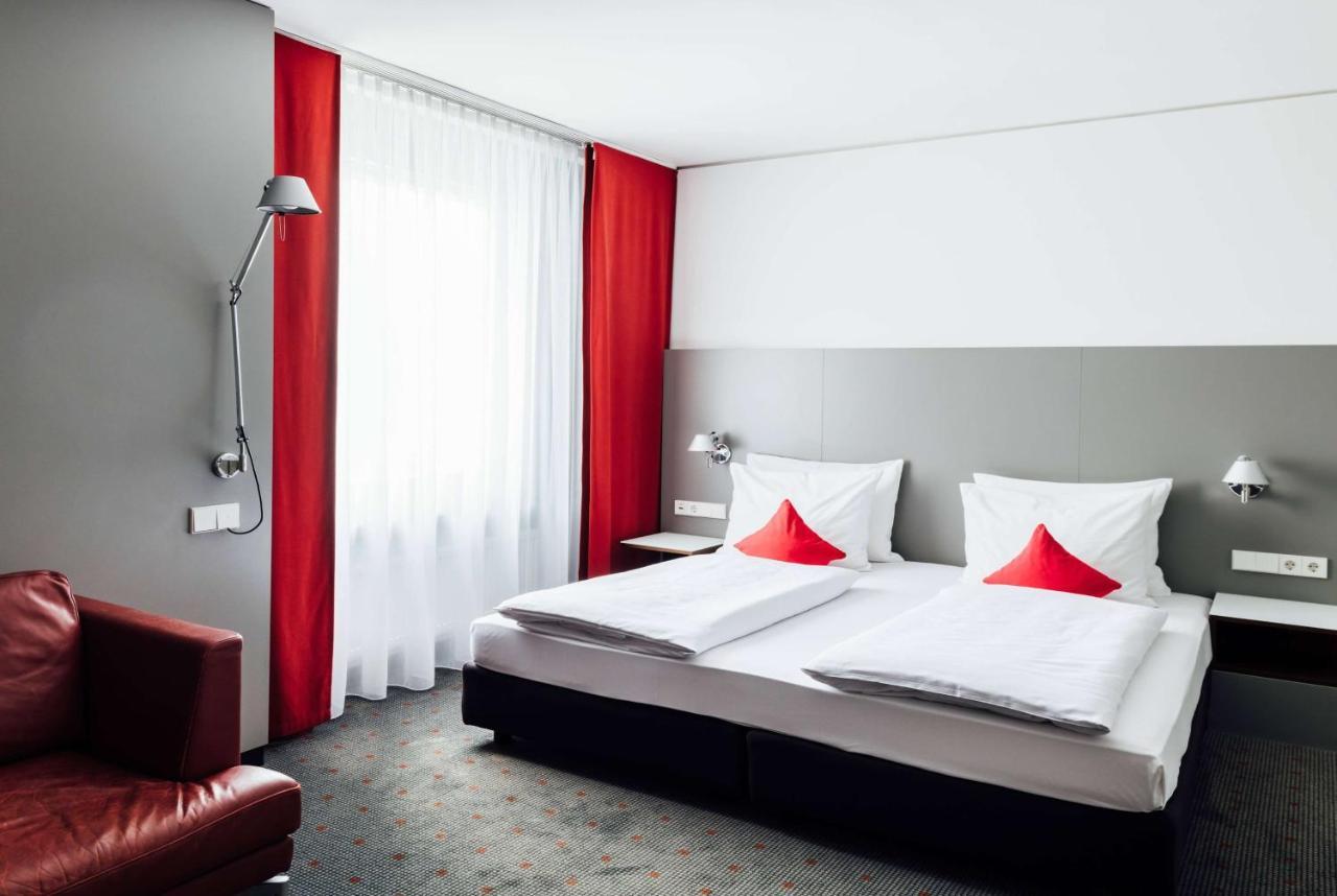 Vienna House Easy By Wyndham Stuttgart Hotel Eksteriør billede