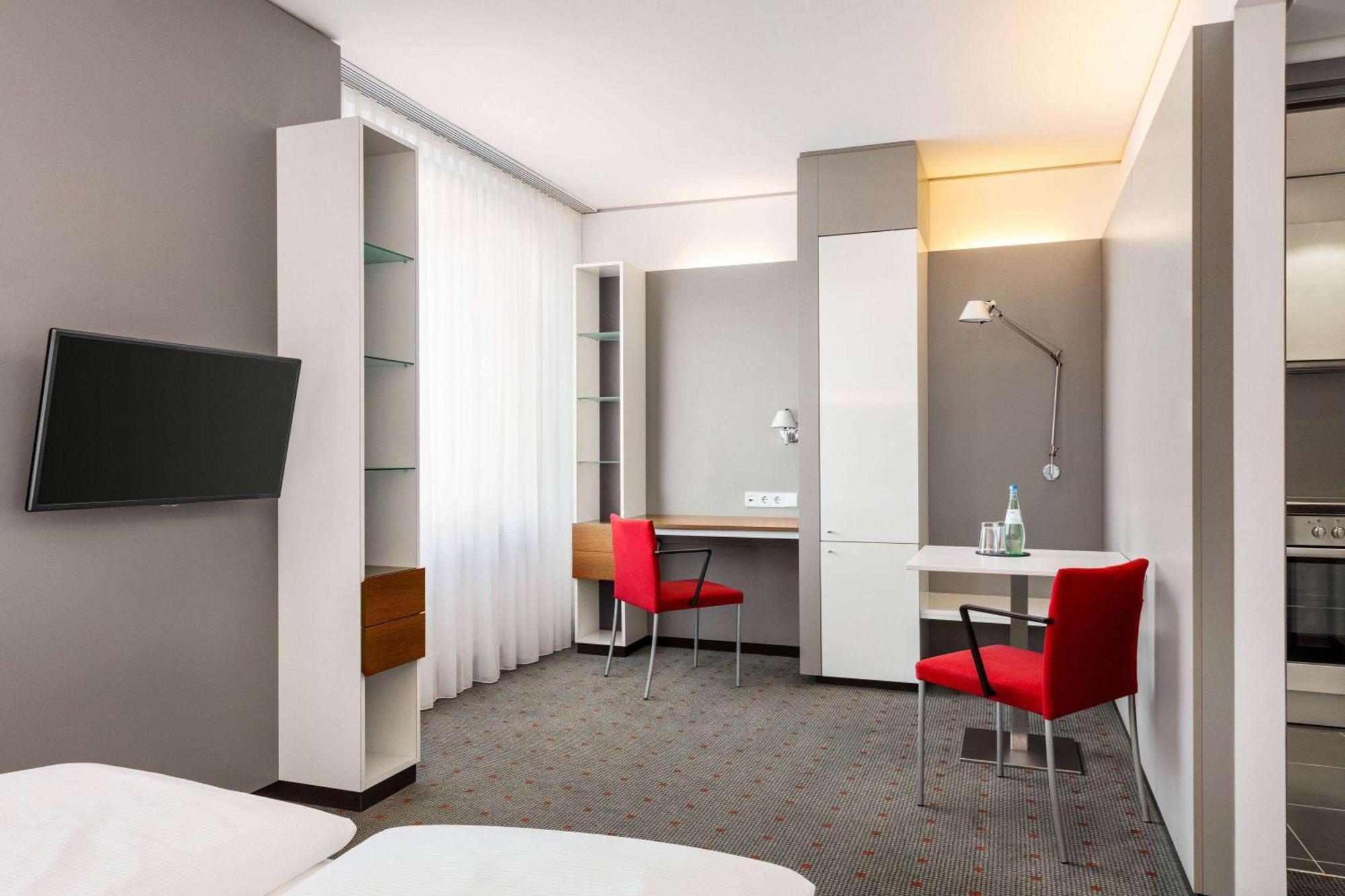Vienna House Easy By Wyndham Stuttgart Hotel Eksteriør billede
