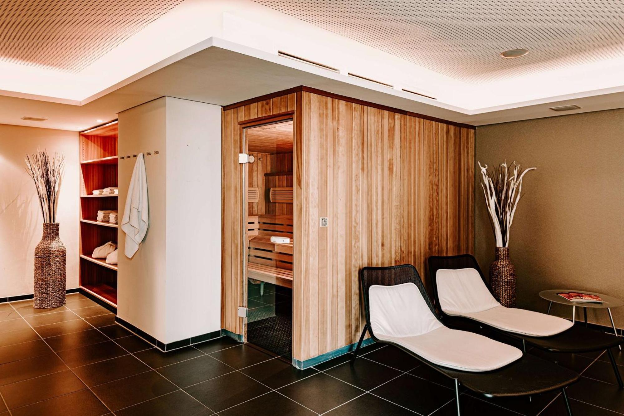 Vienna House Easy By Wyndham Stuttgart Hotel Eksteriør billede