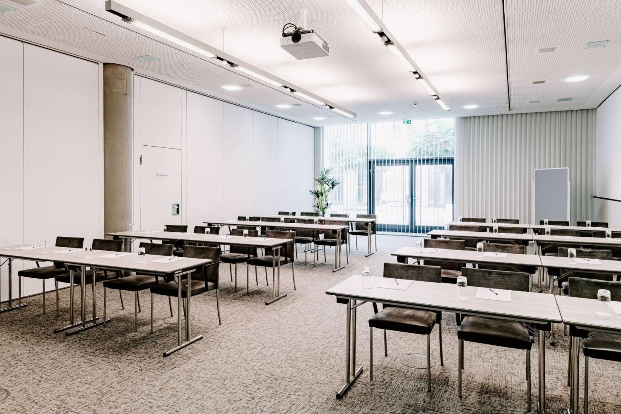 Vienna House Easy By Wyndham Stuttgart Hotel Eksteriør billede